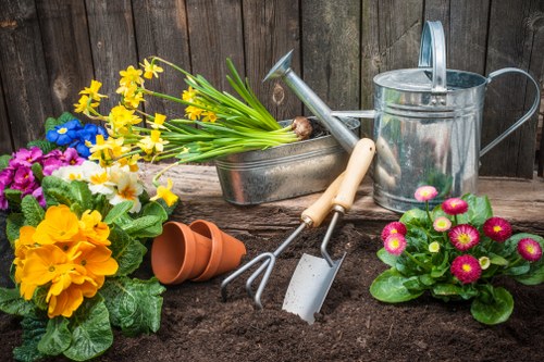 Risk-aware gardening work with tools and site safety in mind