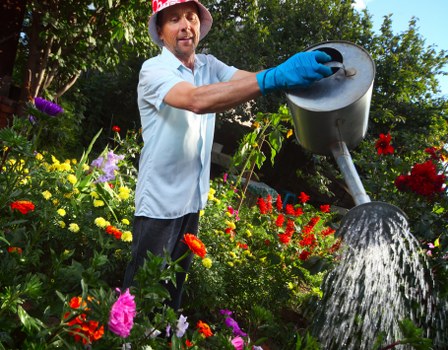 Booking and payment terms for gardeners